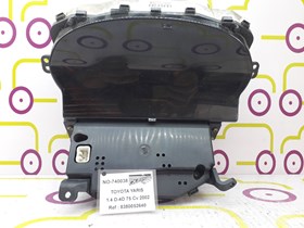 Quadrante Toyota Yaris D-4D 1.4 75Cv de 2002 - Ref OEM :  8380052640